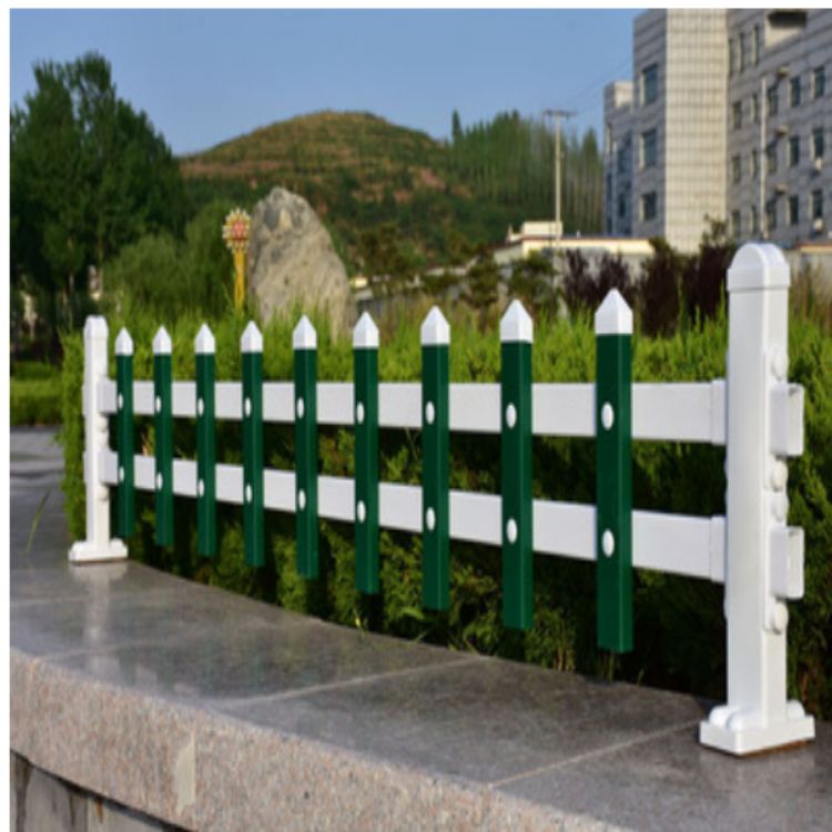PVC塑鋼護欄 現代園林與庭院圍墻的多功能選擇